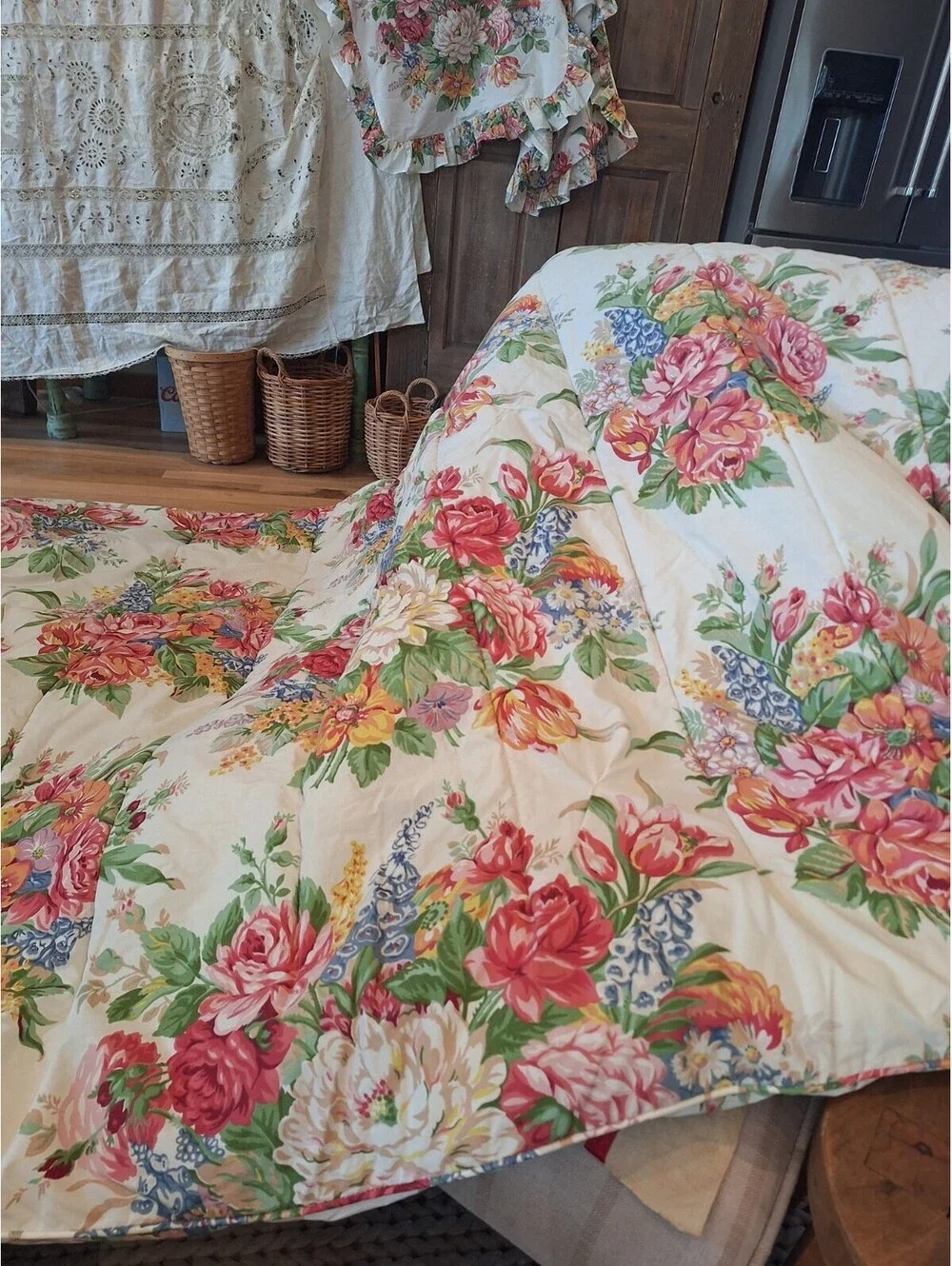 VTG Ralph Lauren MELISSA Comforter, 2 Shams. Floral/White, KING, Cottage, Farm.